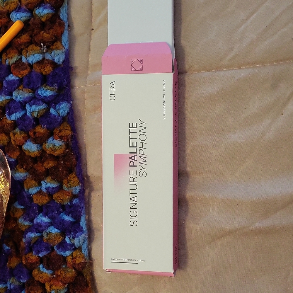 OFRA SIGNATURE PALETTE IN SYMPHONY